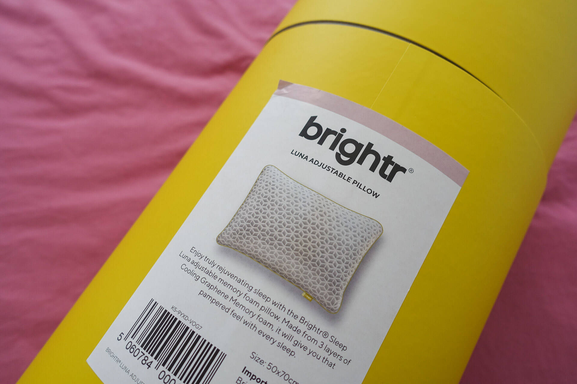 brightr luna adjustable memory foam pillow delivery box